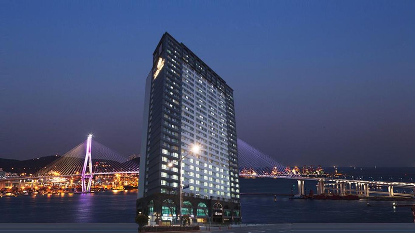 釜山皇冠海港飯店