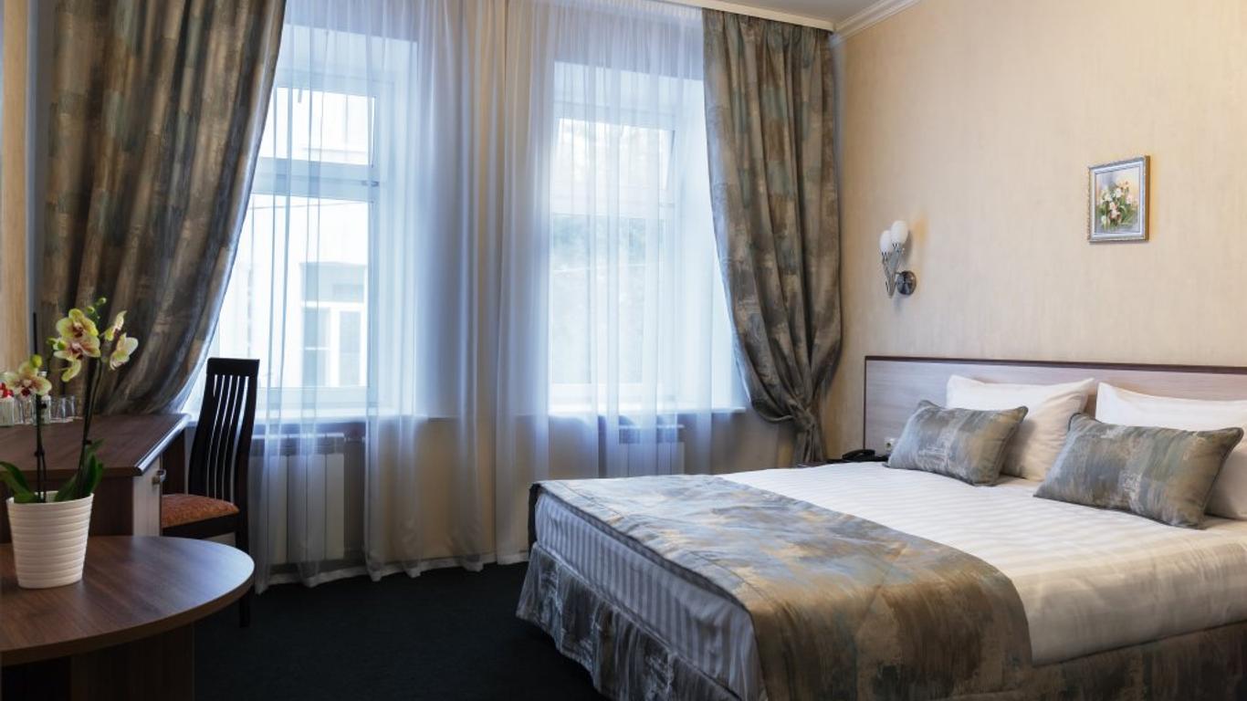 Seven Hills Brestskaya Hotel