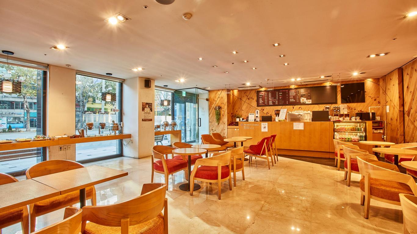 江南普羅維斯塔酒店